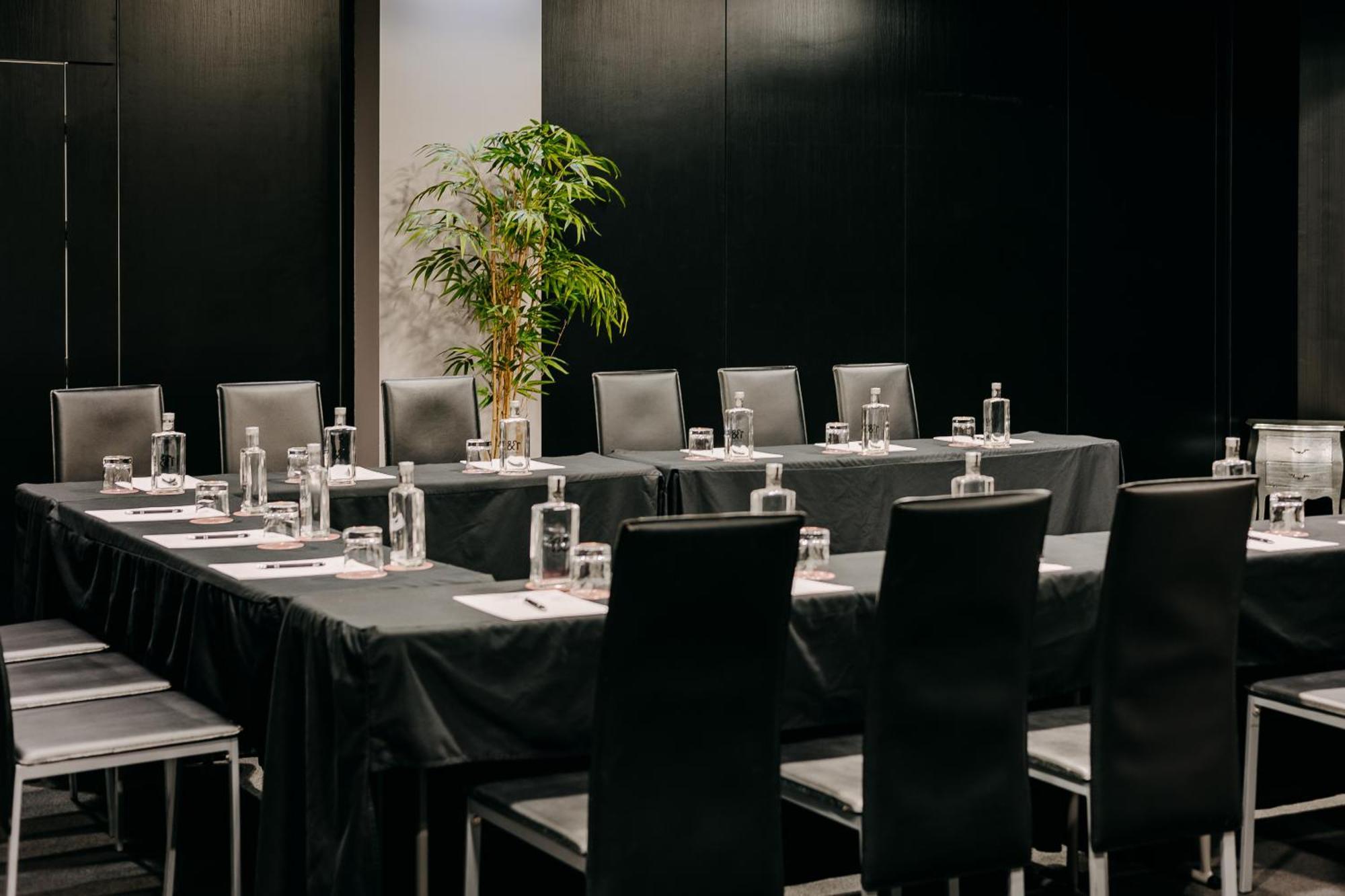 138 Liberdade Hotel Лиссабон Экстерьер фото Meeting room